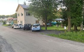 Mäntyharju keskus, yksityishuoneita keittiöllä tai koko 88m2 asunto